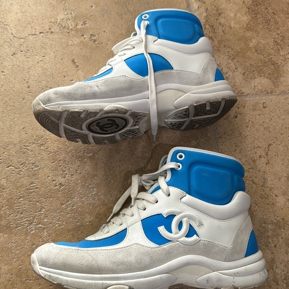 Authentic Chanel high top sneakers - Picture 2 of 7